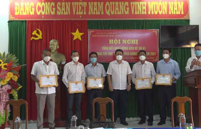 Hội nông dân huyện Long Phú tổng kết năm 2021